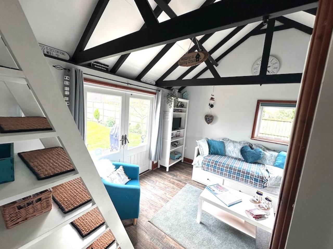 Vila Saving Grace With Private Hot Tub Bawdeswell Exteriér fotografie